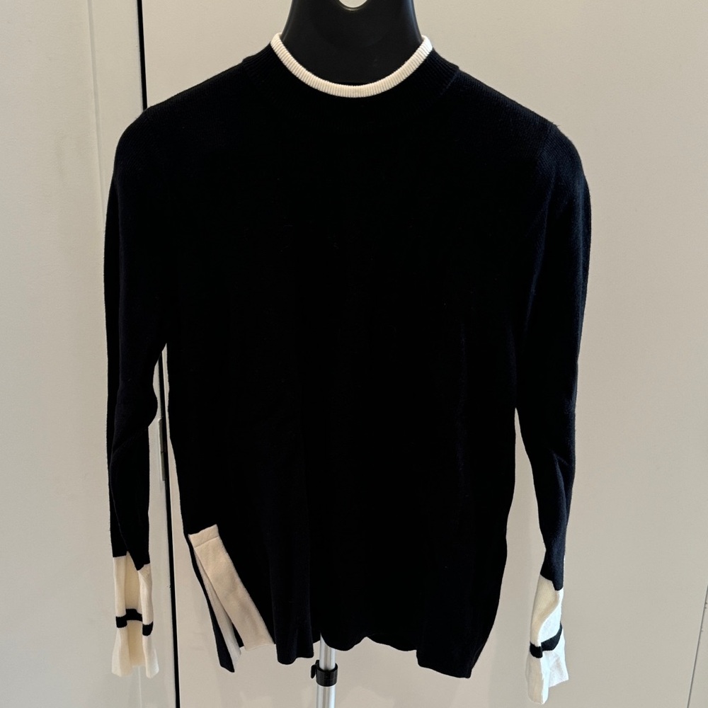 CHARLIE B Black Crewneck Sweater with Cream Trim